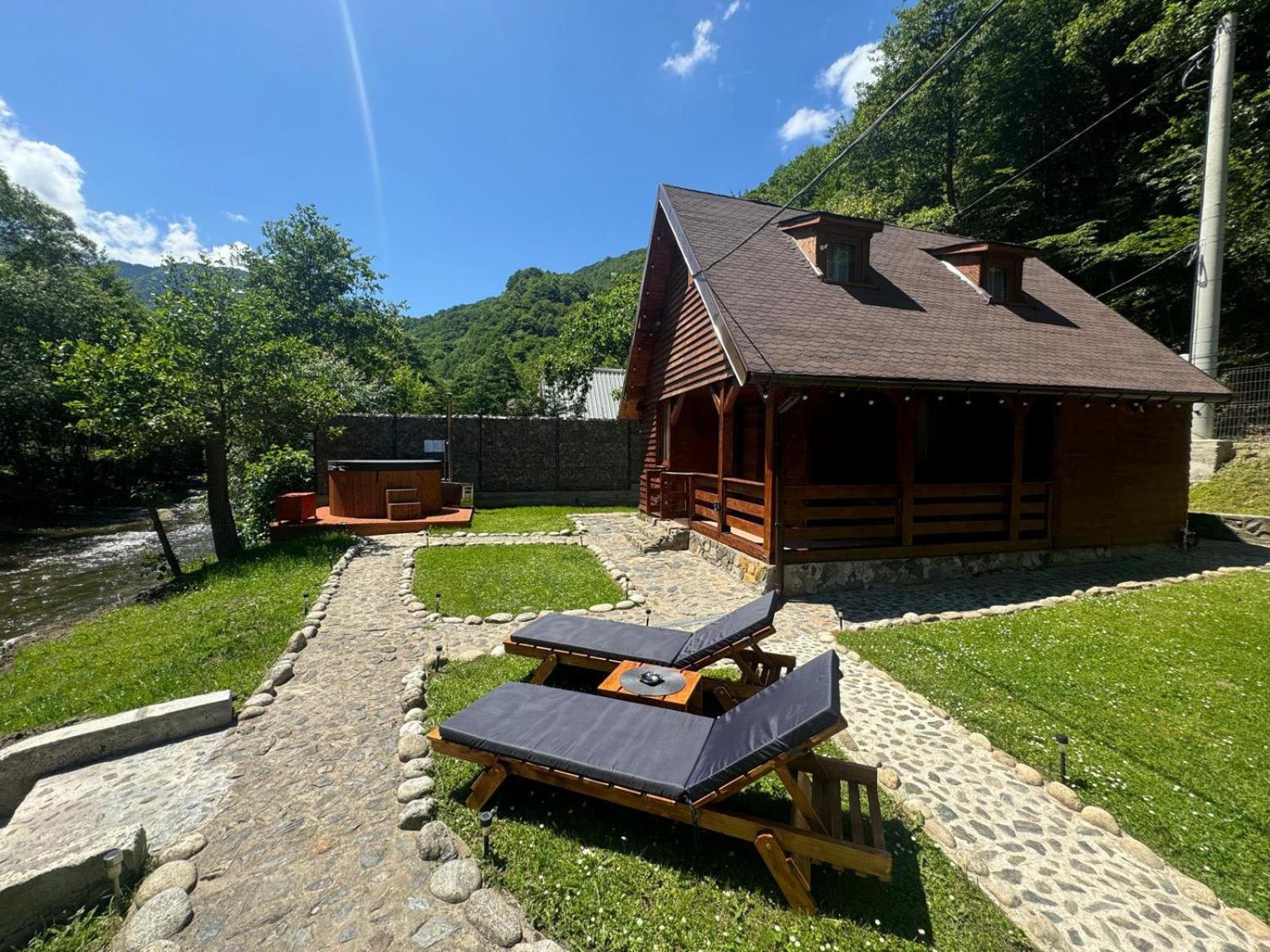 Villa Woods Retreat Rîu de Mori Exterior foto